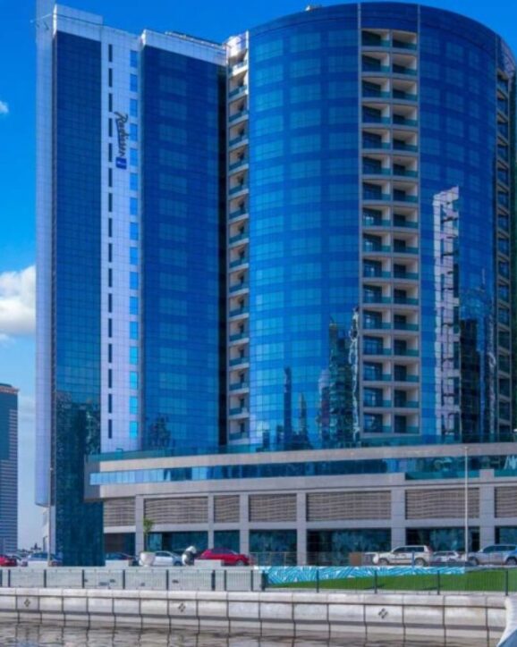Friendliest 5 Star Stay at Radisson Blu Hotel Dubai Waterfront