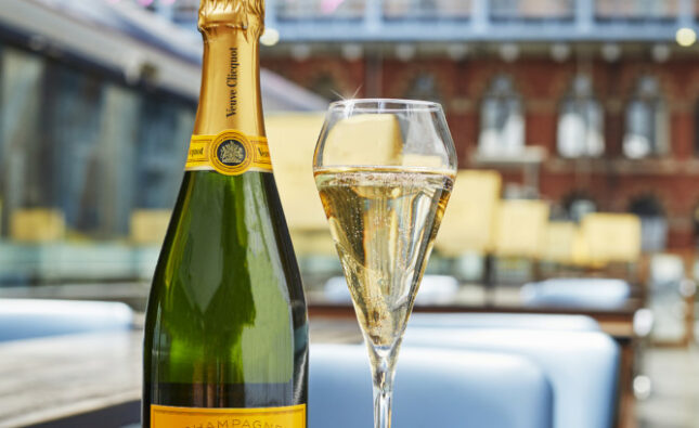 Papapreneurs Wanting A Sumptuous Searcys’ Celebration